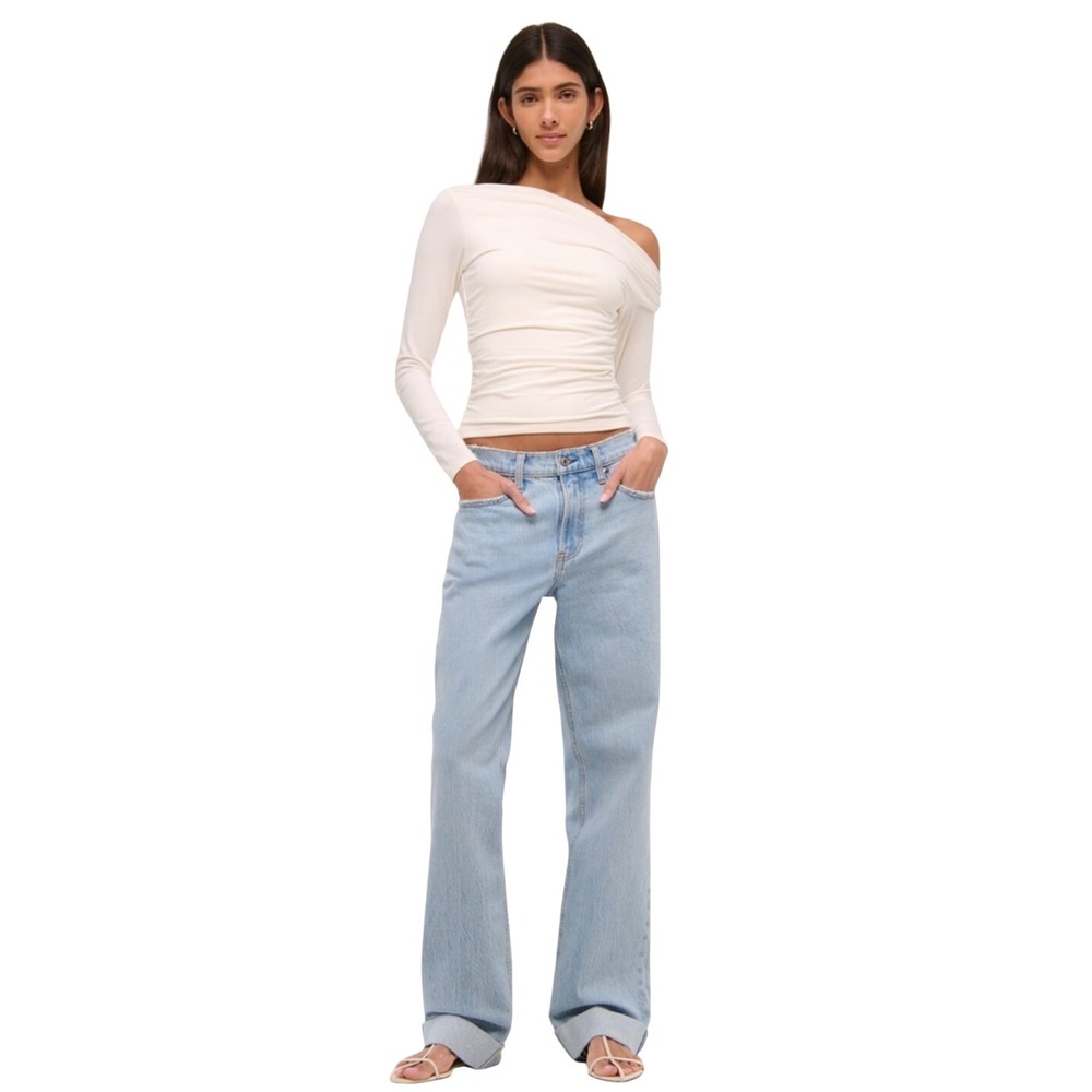 Abercrombie & Fitch The Baggy Low Rise Jeans Light Wash 32 14L Wide Leg